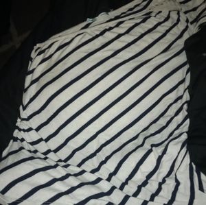 Maurices one sleeve shirt